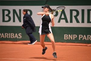Dominika Salkova en Roland Garros